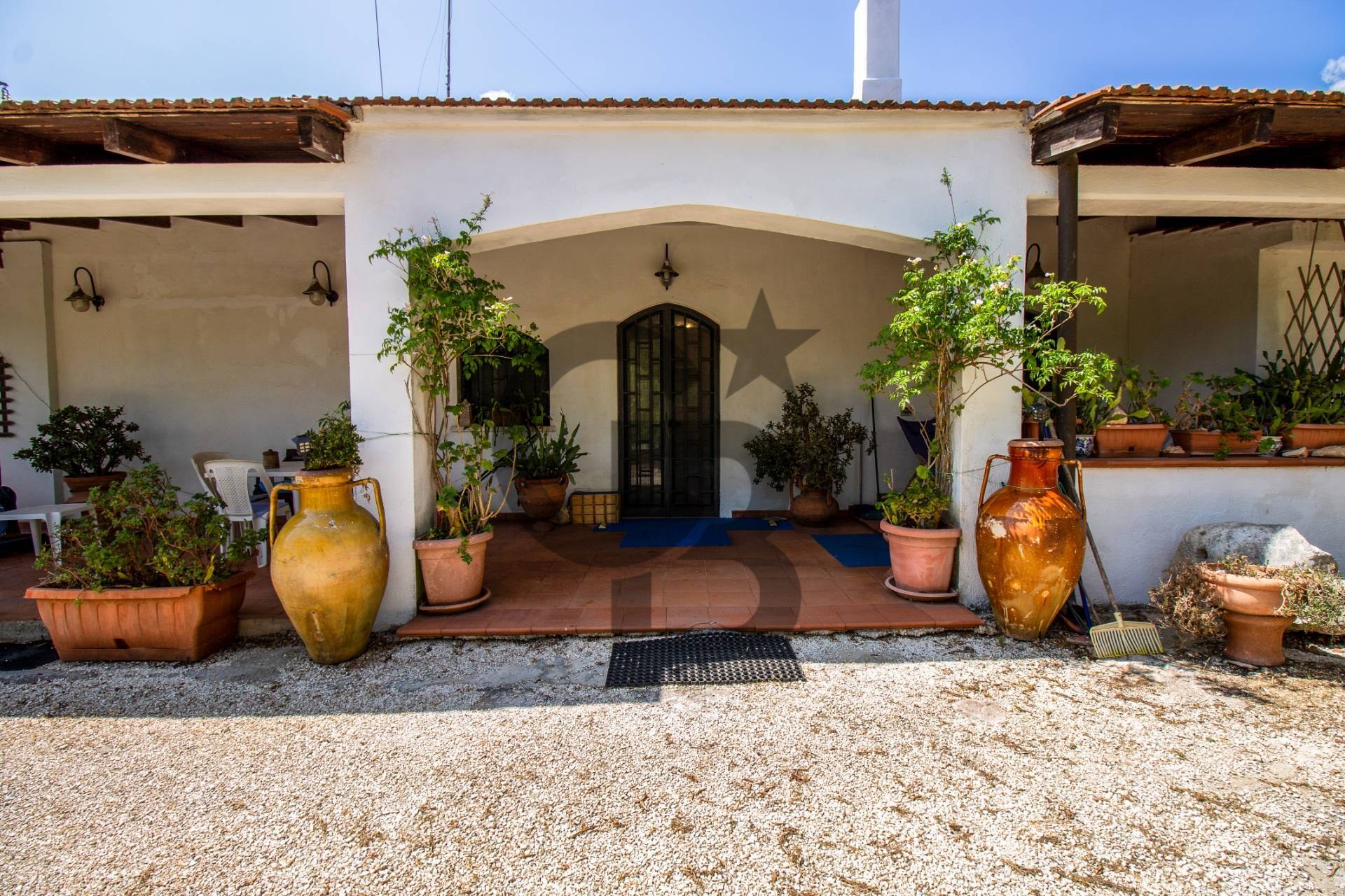 Villa — Ostuni